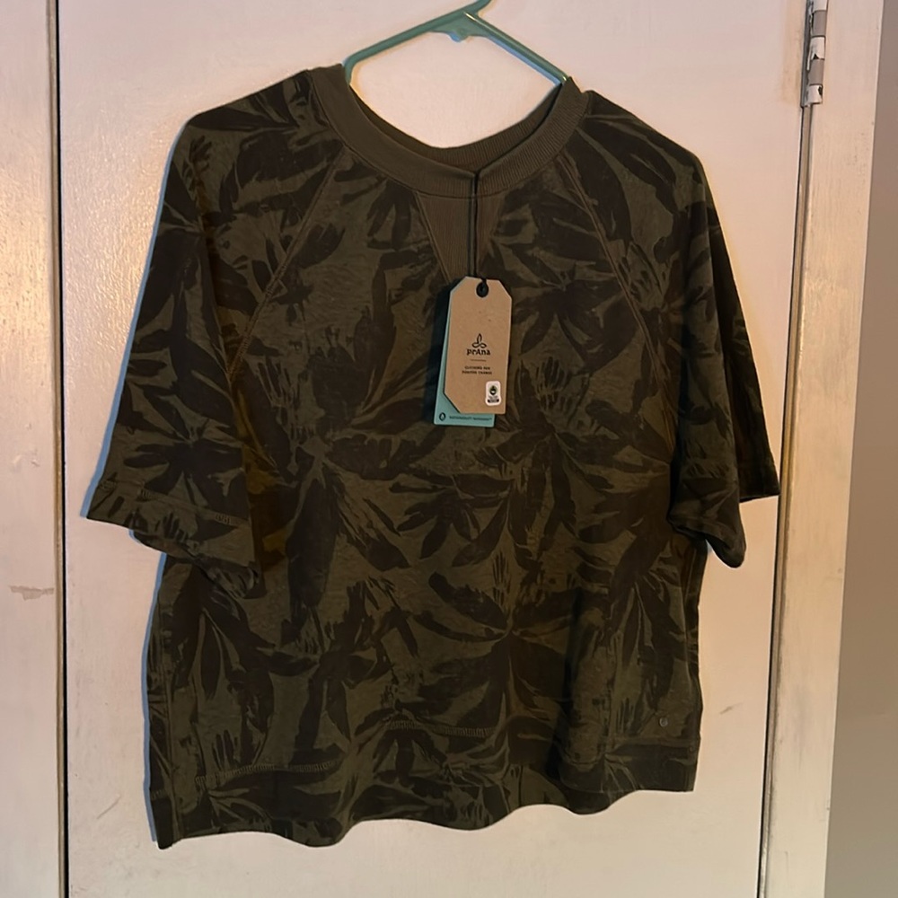 Prana Cozy Up Sunfair Top. NWT